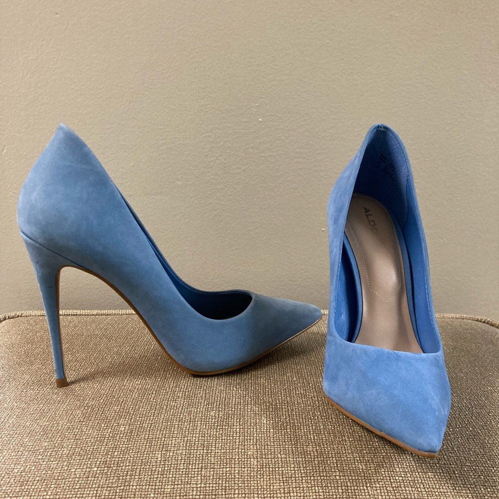 Light blue ALDO pumps- size US 7